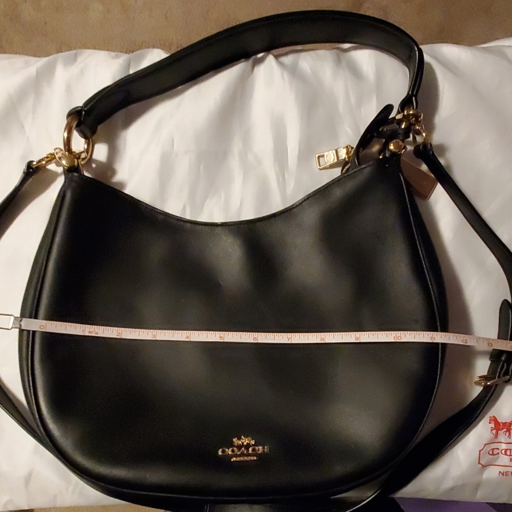 Coach  Sutton crossbody